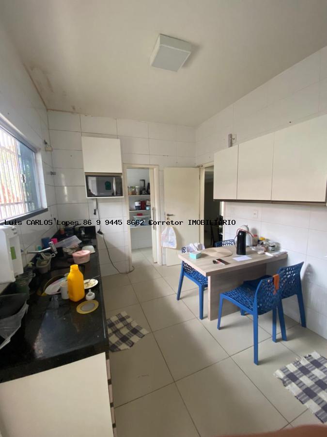 Casa à venda com 3 quartos, 360m² - Foto 10