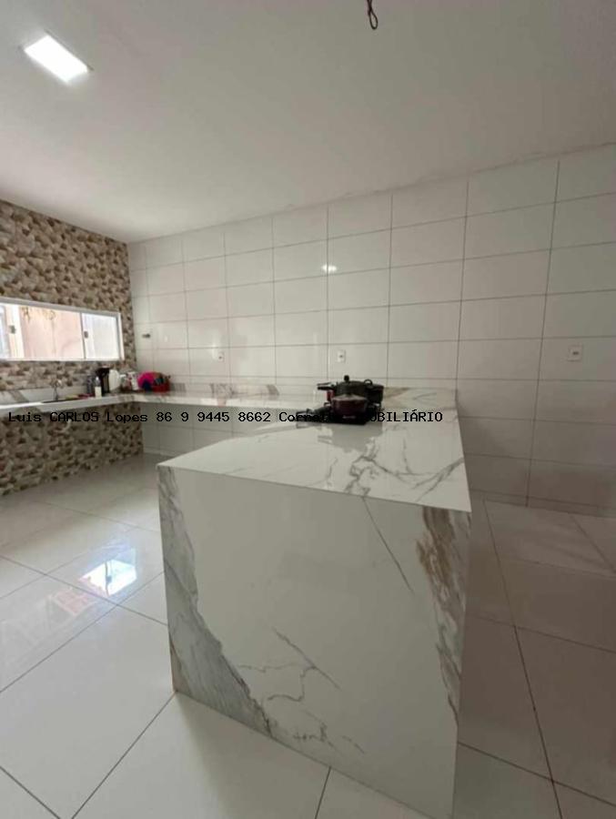 Casa à venda com 3 quartos, 205m² - Foto 6