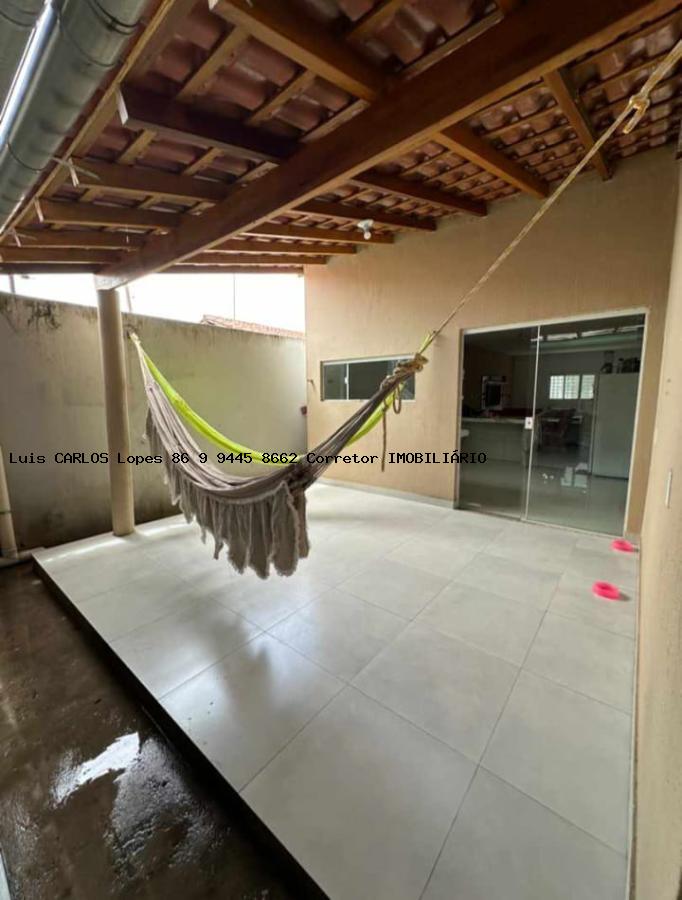 Casa à venda com 3 quartos, 205m² - Foto 17