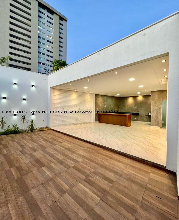 Casa à venda com 3 quartos, 360m² - Foto 2