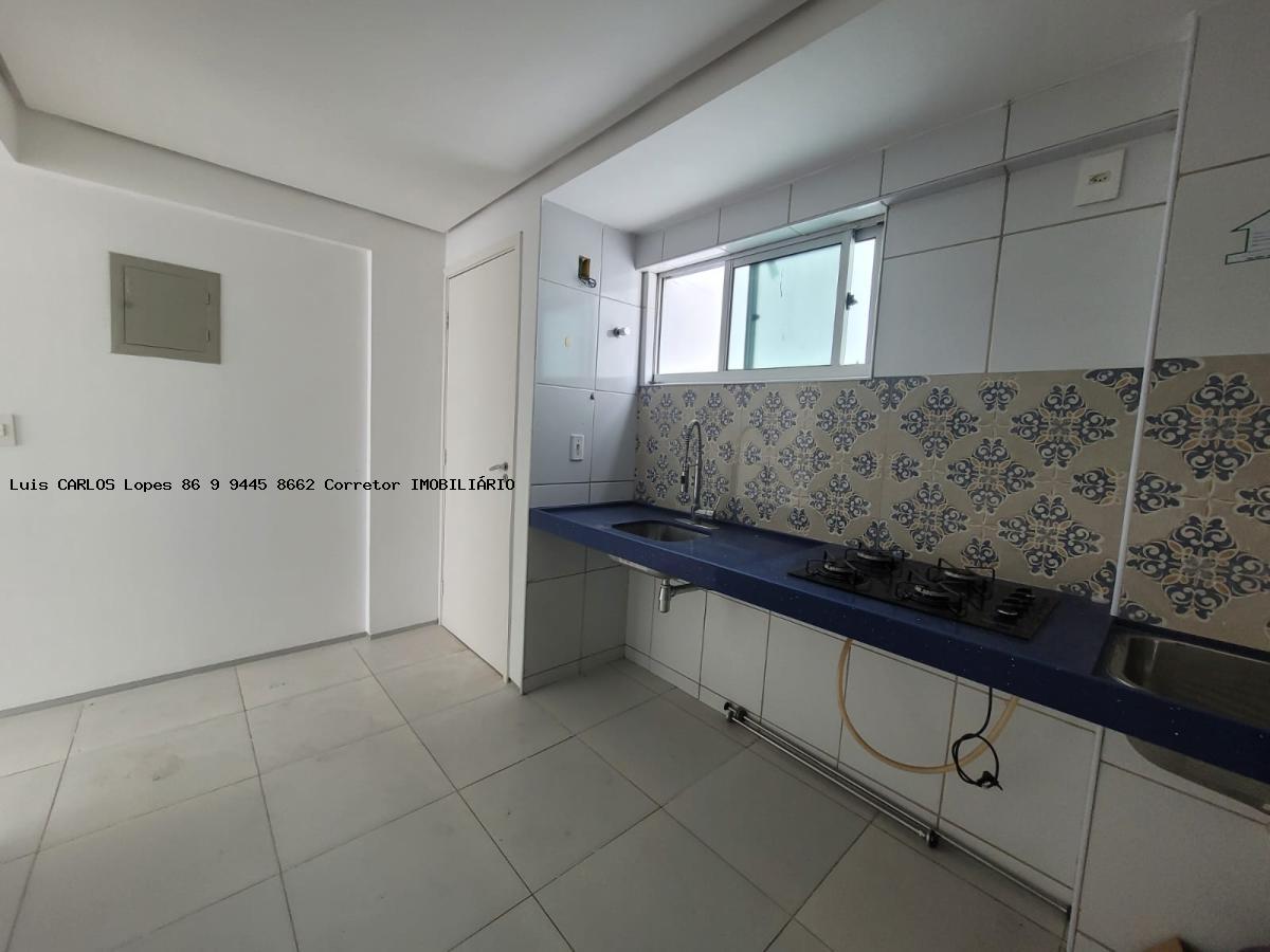 Apartamento à venda com 3 quartos, 67m² - Foto 1