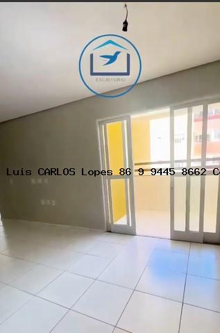 Apartamento à venda com 3 quartos, 74m² - Foto 2