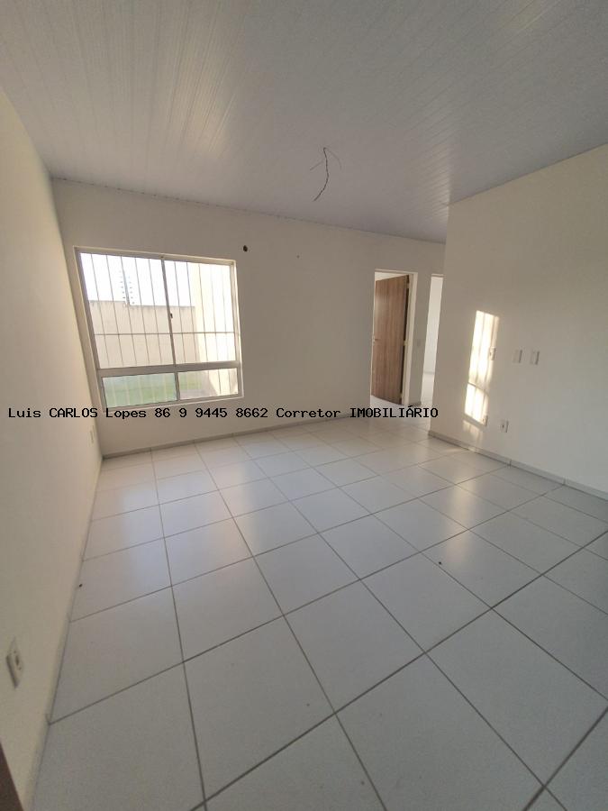 Apartamento à venda com 2 quartos, 46m² - Foto 7