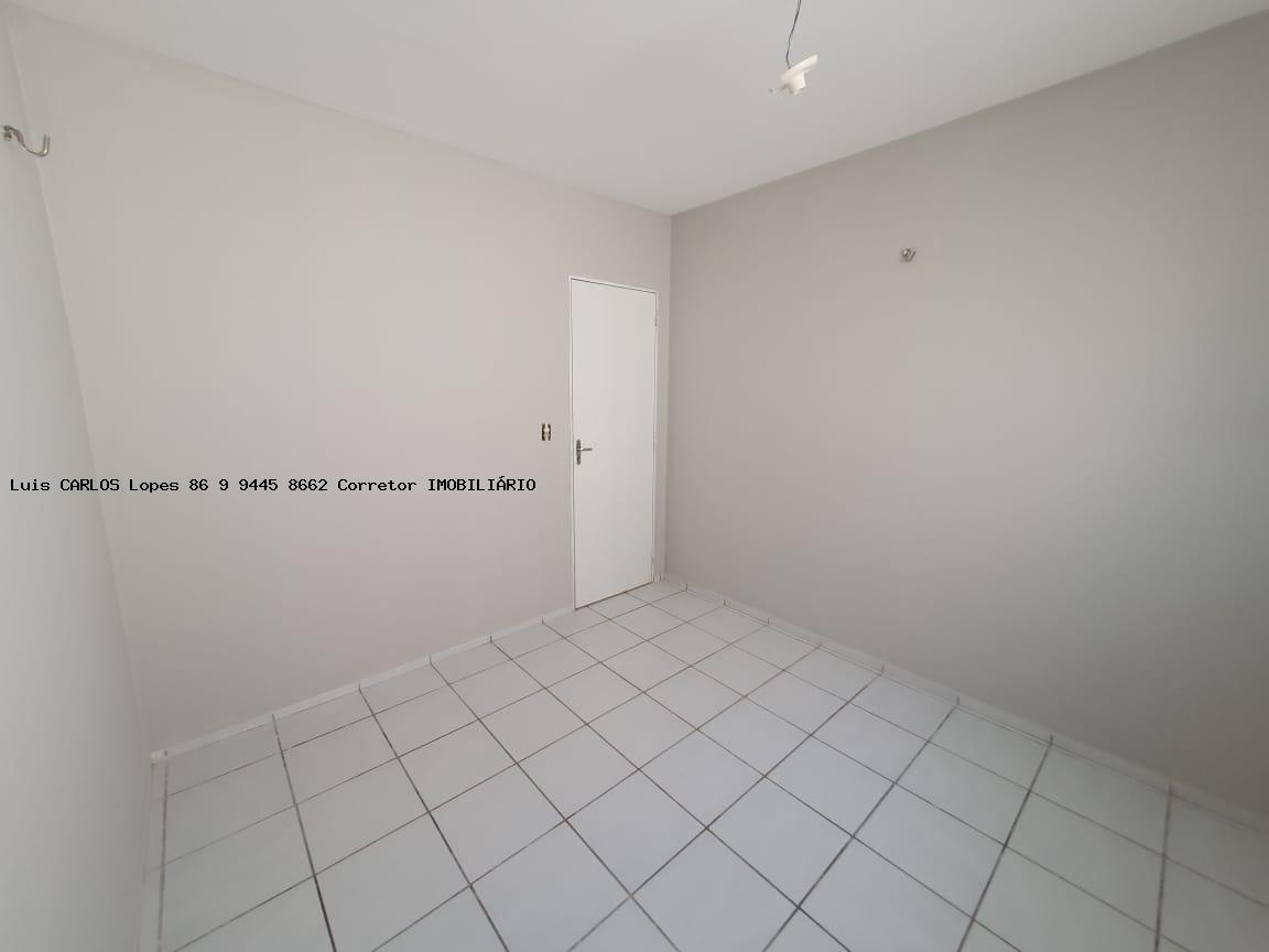 Casa à venda com 3 quartos, 200m² - Foto 8