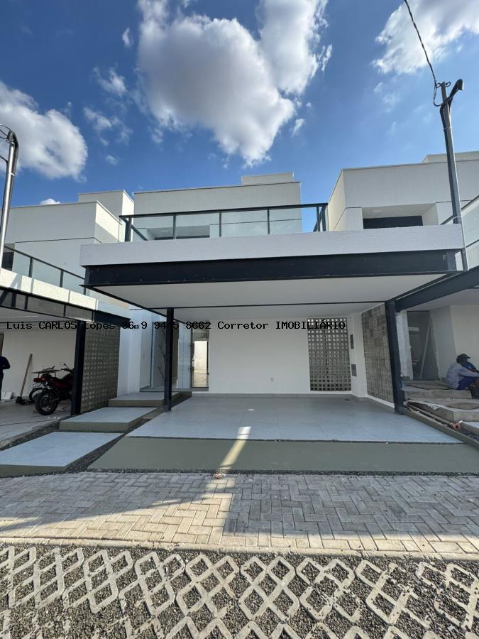 Casa à venda com 4 quartos, 142m² - Foto 2