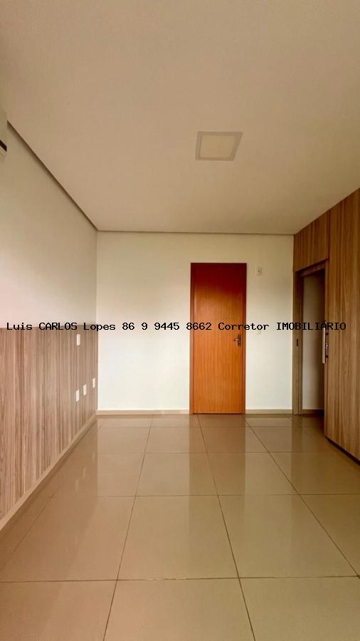 Casa à venda com 4 quartos, 157m² - Foto 18