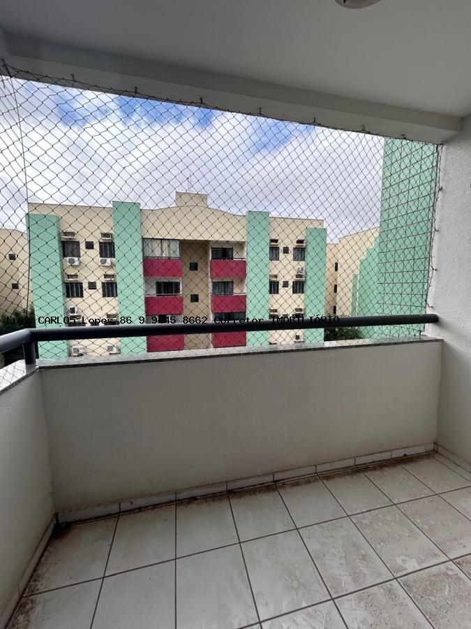 Apartamento à venda com 3 quartos, 77m² - Foto 1